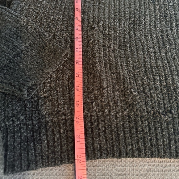 Forever 21 Black Chunky Loose Knit Turtleneck Size Large Academia Whimsigoth - Picture 13 of 14